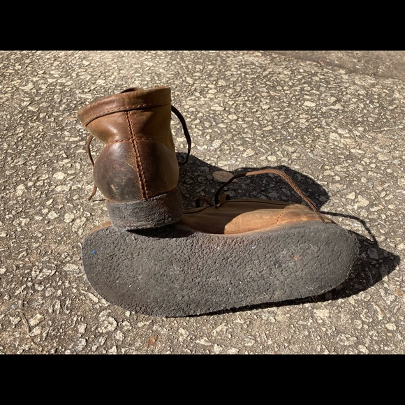 Clarks Original Wallabees men’s size 10 M Clark’s Originals 10M